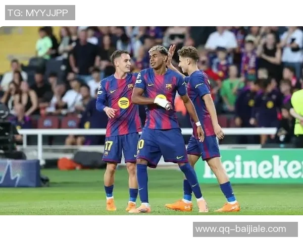 巴萨新海报亮相对阵法兰克福拉什福德德容费尔明齐聚一堂